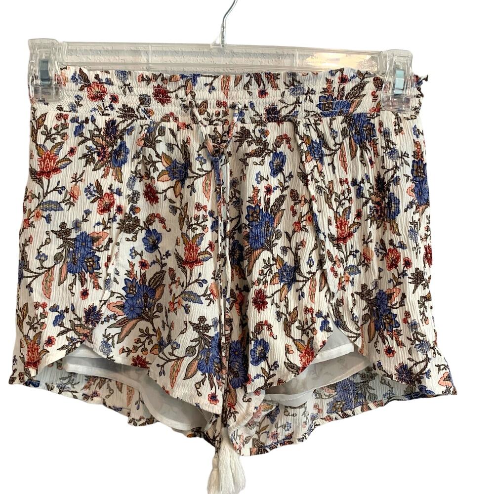 American Eagle Gauzy Floral Pull On Shorts